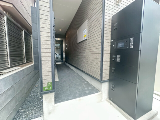 2/5 エントランス