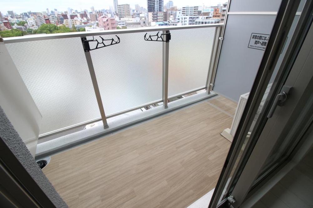 23/30 バルコニー