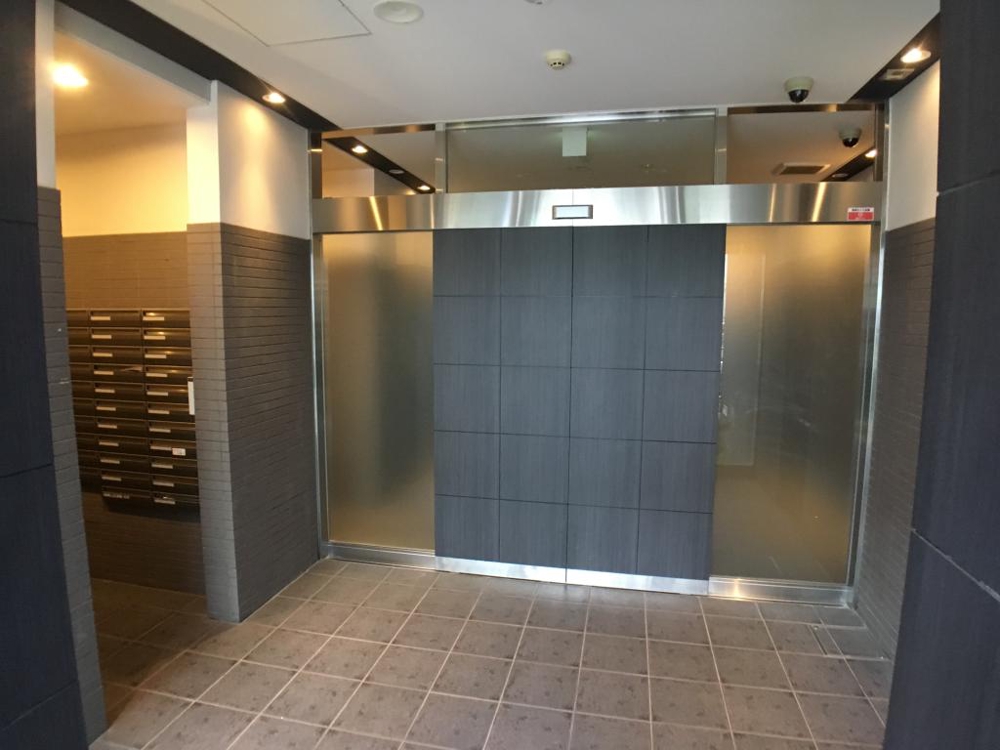 29/30 エントランス