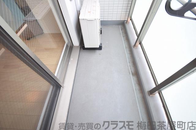 23/30 バルコニー