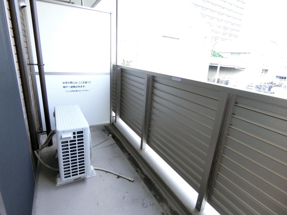 19/30 バルコニー