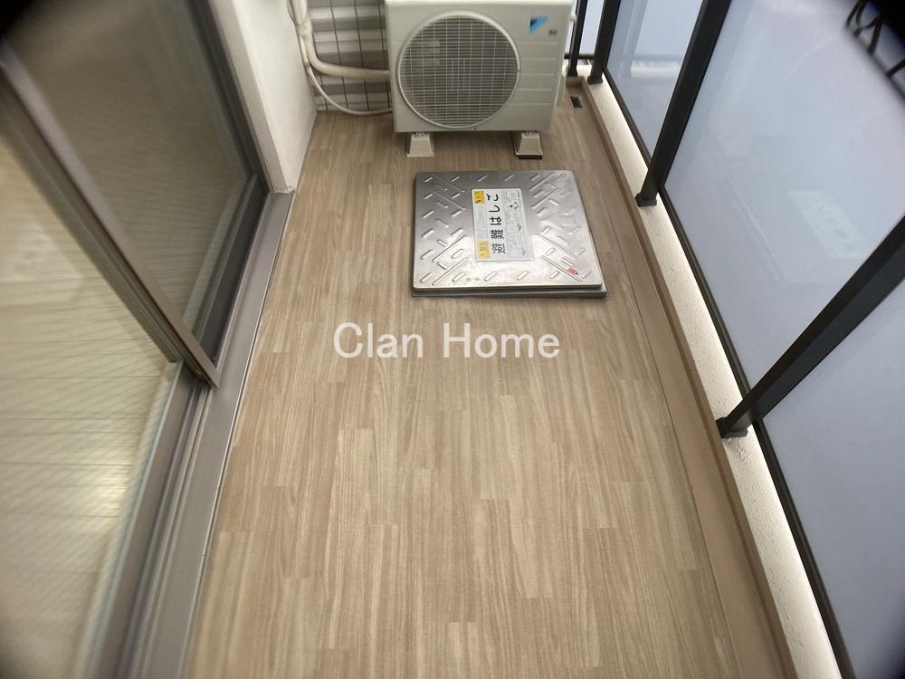 19/30 バルコニー