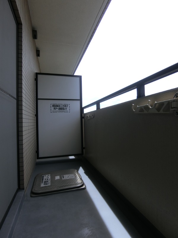 19/30 バルコニー