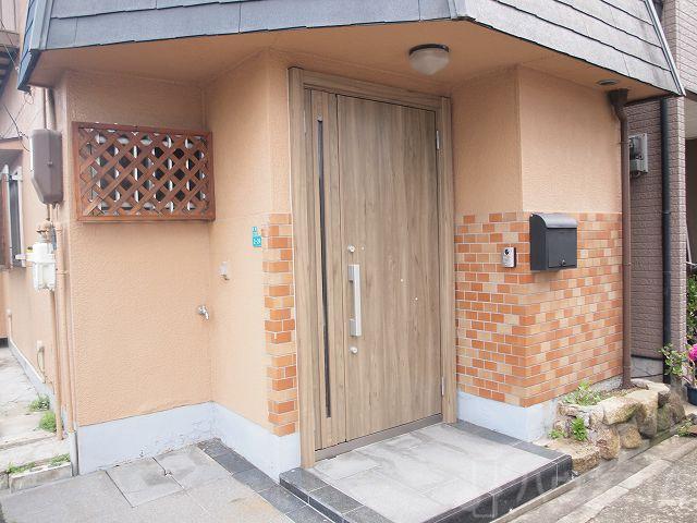 3/7 エントランス