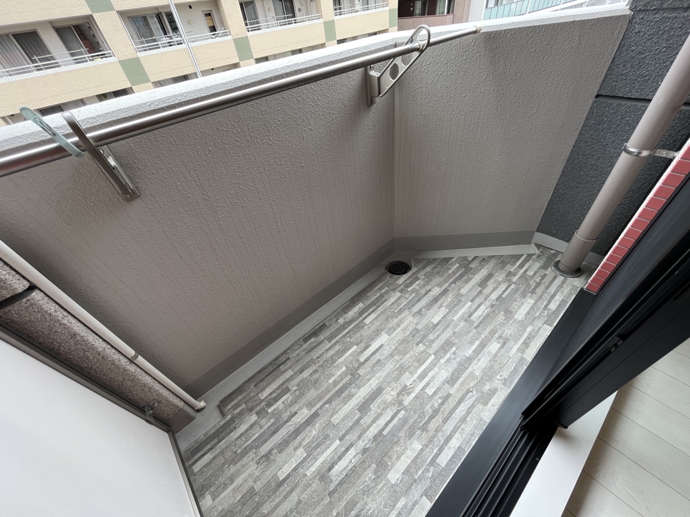 19/30 バルコニー