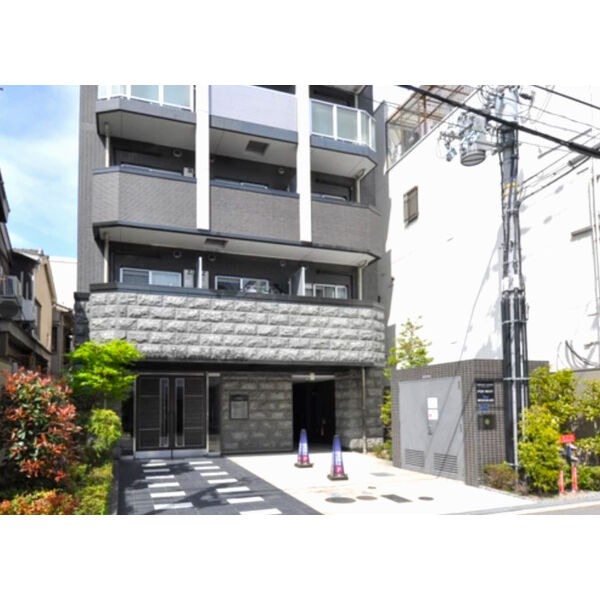 16/28 エントランス