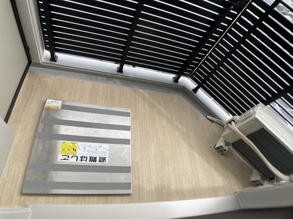 19/30 バルコニー