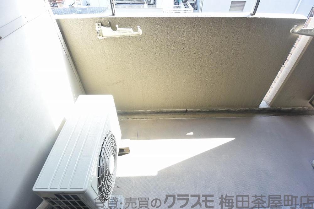 21/30 バルコニー