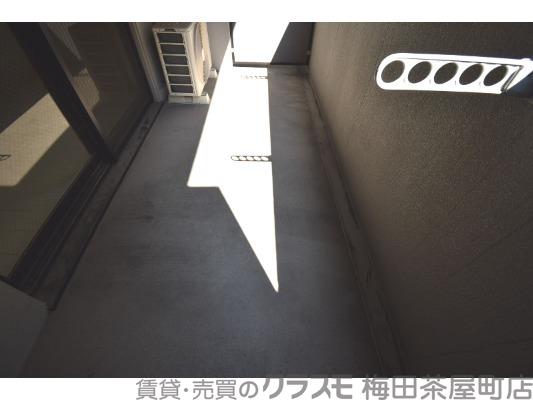 21/30 バルコニー