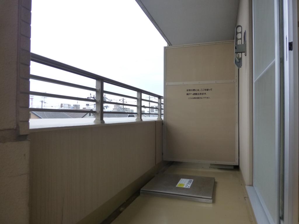 18/30 バルコニー