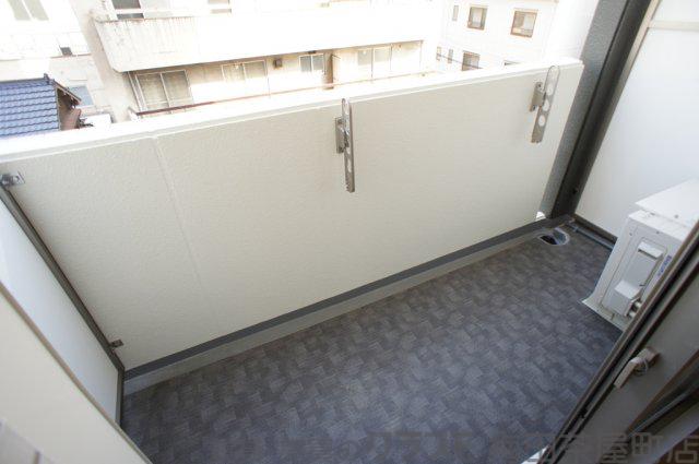 23/30 バルコニー