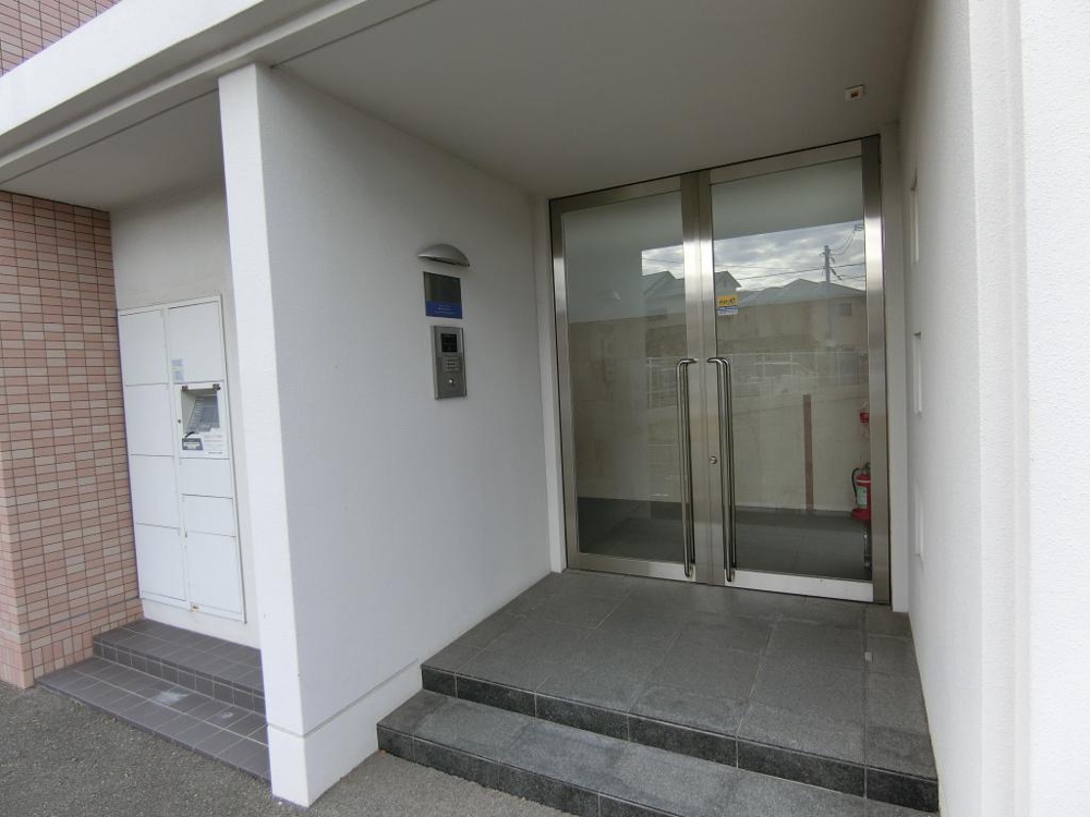 29/30 エントランス