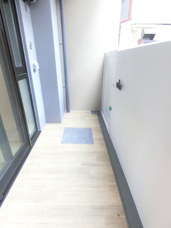 19/30 バルコニー