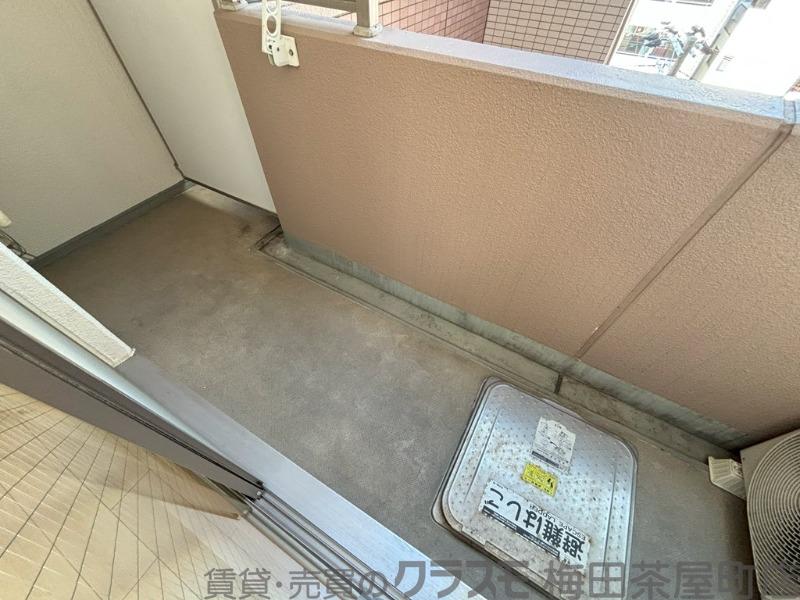 23/30 バルコニー