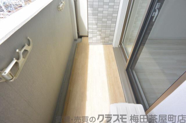 21/30 バルコニー