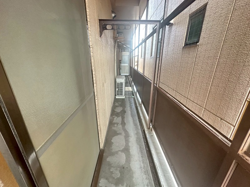 21/30 バルコニー