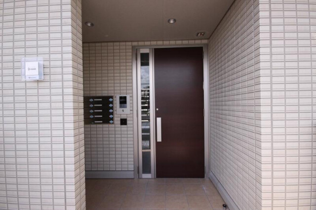 16/24 エントランス