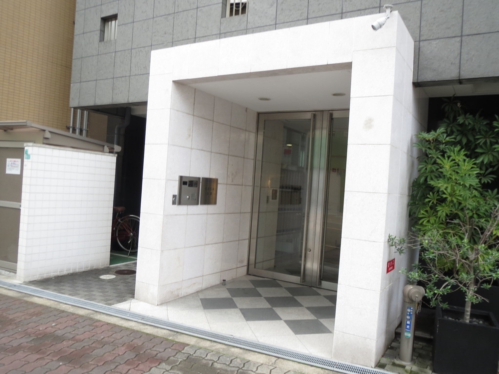 29/30 エントランス