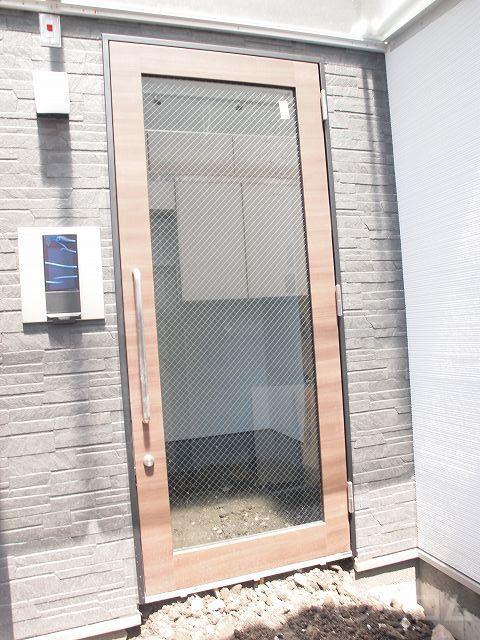 22/30 エントランス