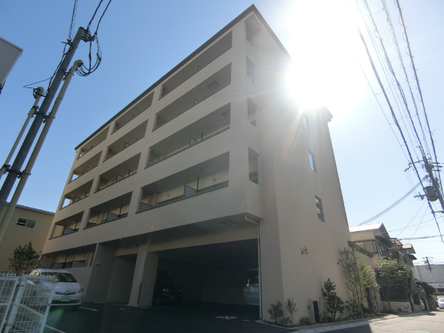 2/30 外観