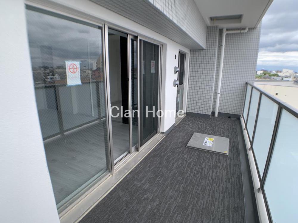 25/30 バルコニー