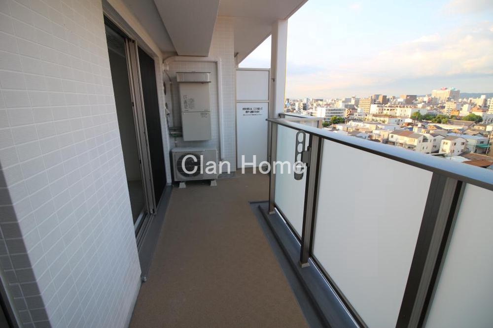 23/30 バルコニー