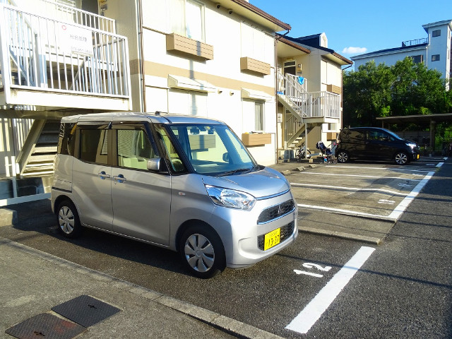 22/30 駐車場