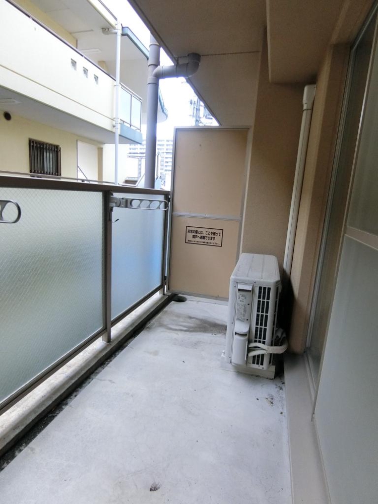 21/30 バルコニー