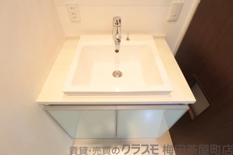 22/30 洗面