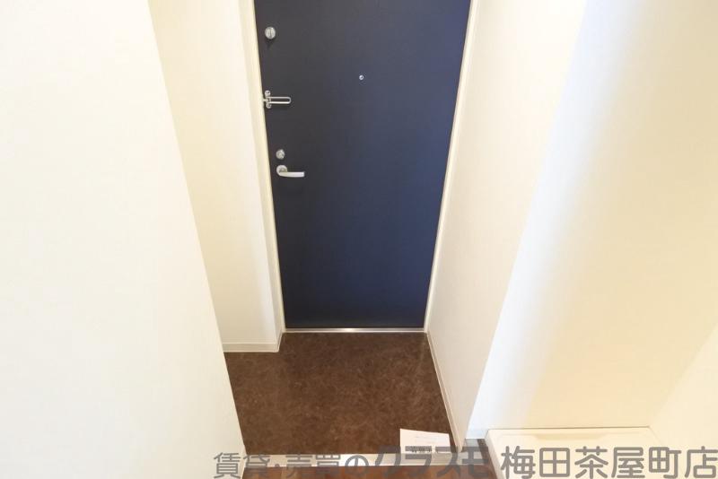 19/30 玄関