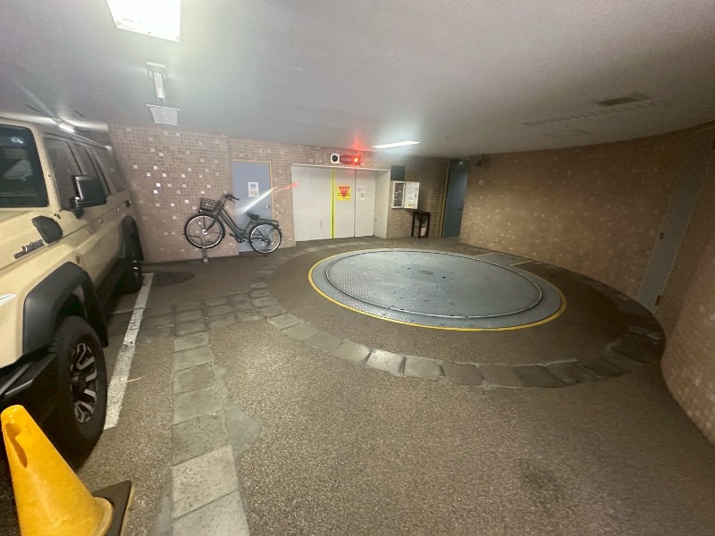 3/5 駐車場