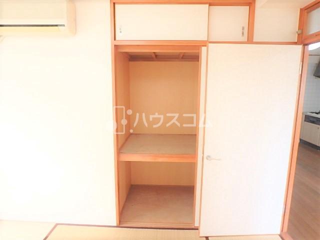 23/26 エントランス