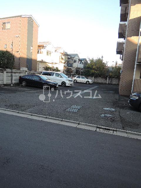19/21 駐車場