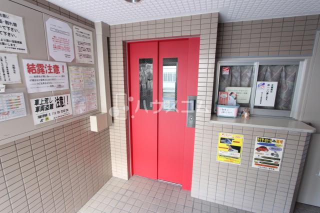 19/21 エントランス