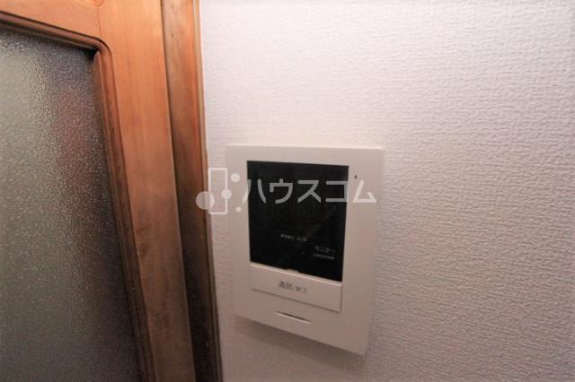 18/23 エントランス
