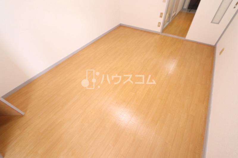 13/16 エントランス