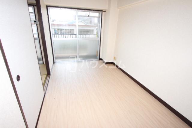 16/19 駐車場