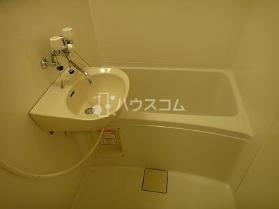 13/16 エントランス