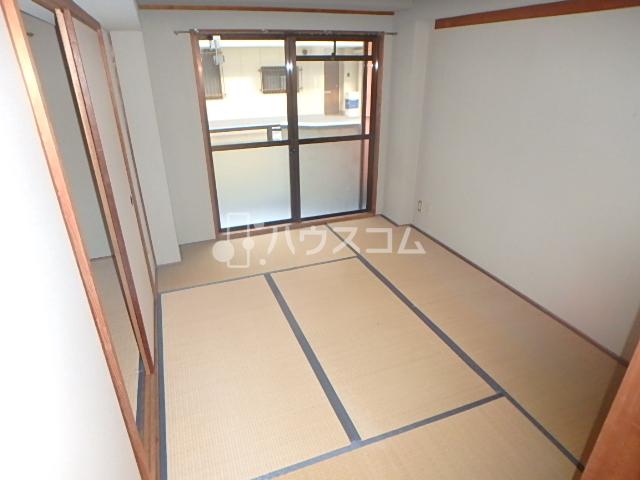 18/20 駐車場