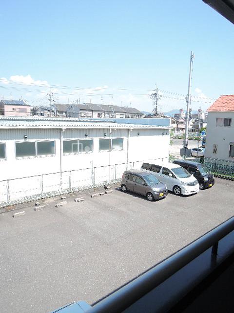 3/7 エントランス