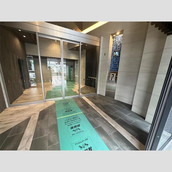 7/12 エントランス