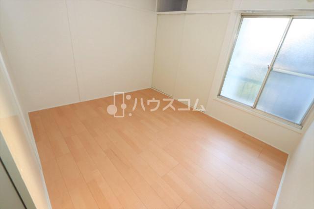 24/27 エントランス