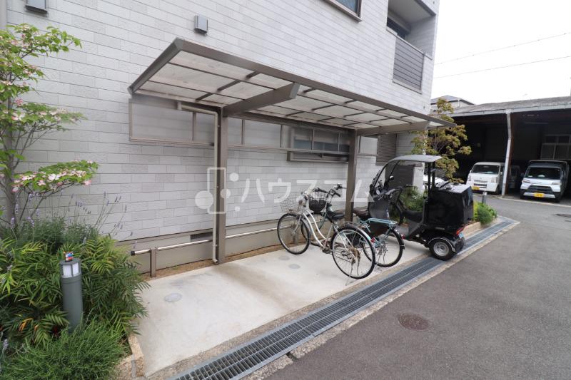 2/4 駐車場