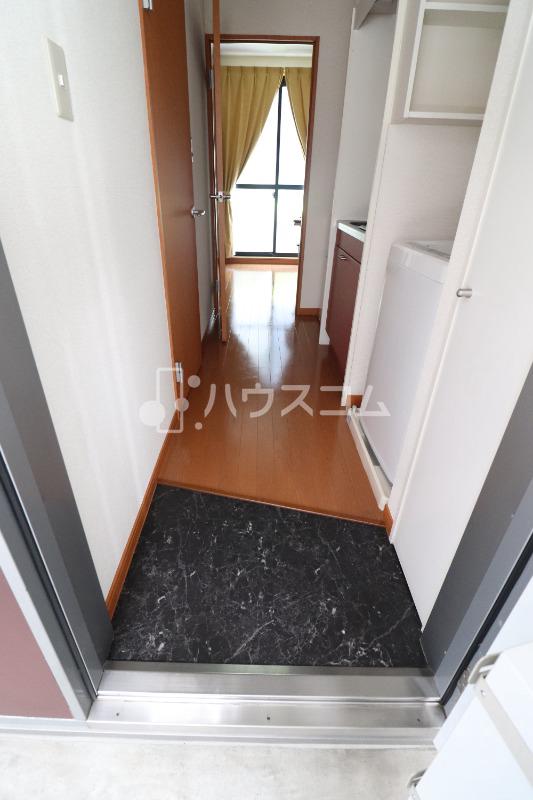 16/28 玄関