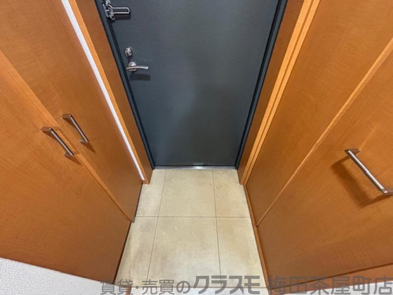 14/30 玄関