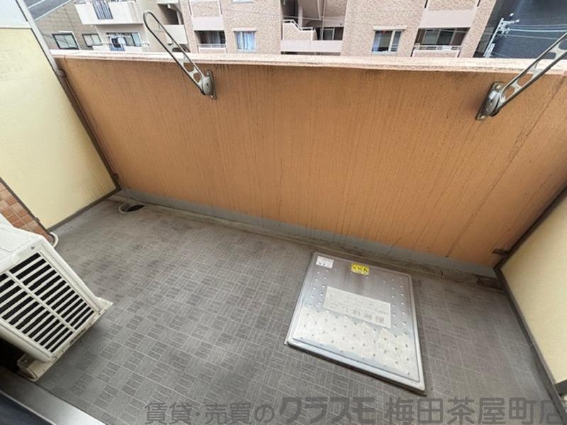 21/30 バルコニー