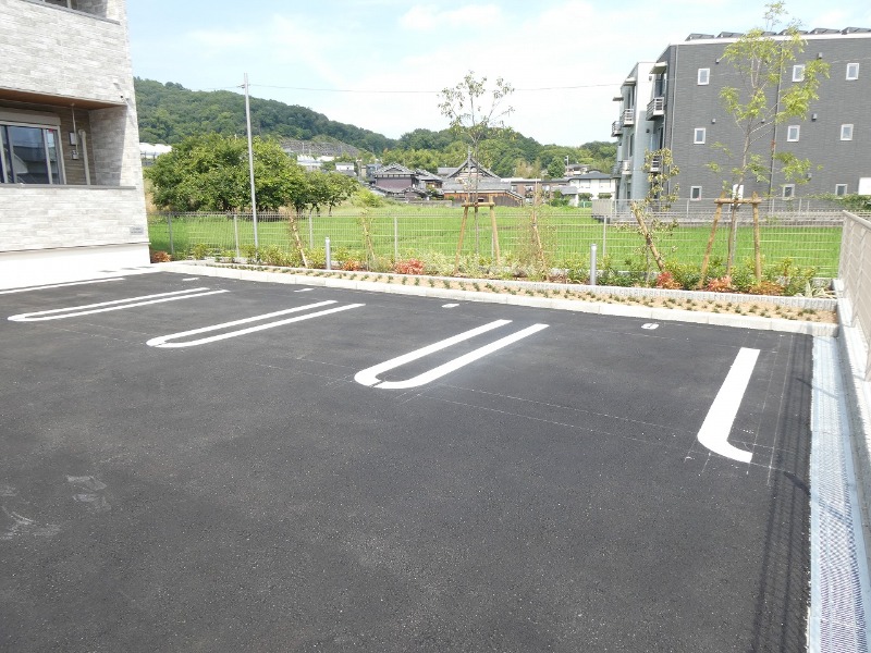 24/30 駐車場