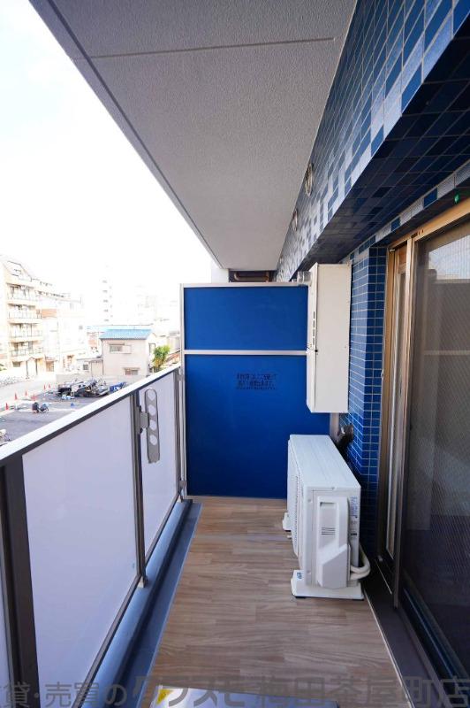 21/30 バルコニー