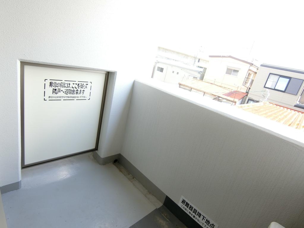 18/30 バルコニー