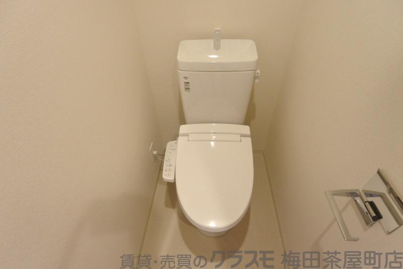 20/30 トイレ